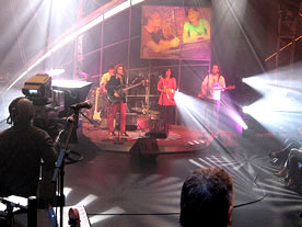 Chris Cameron performing on Brazil's famous televion program 'Programma do Jo' 